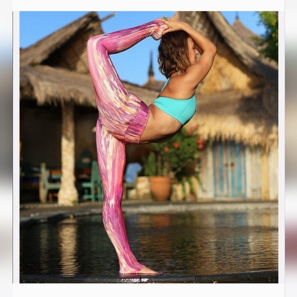 Mika Yoga Wear Kaya Leggings M/L - Picture 1 of 7